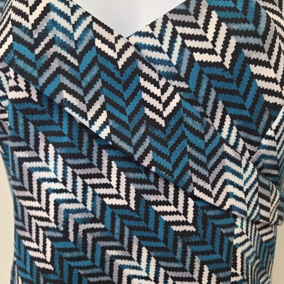 White House Black Market Geometric Chevron Sheath Dress Teal 10 - Picture 5 of 11